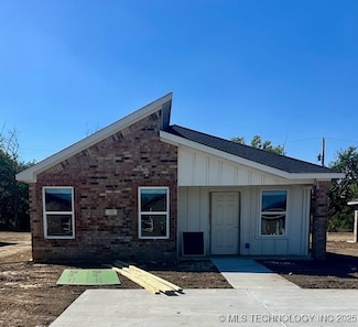 721 Elm St, Seminole, OK 74868