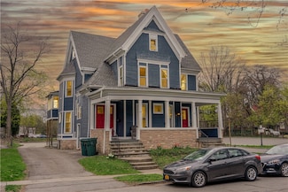 213-215 Oxford St, Rochester, NY 14607