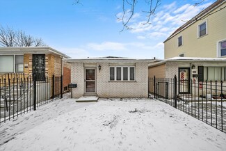 4305 S Wood St, Chicago, IL 60609
