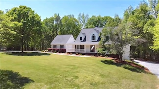 866 Lee Byrd Rd, Loganville, GA 30052