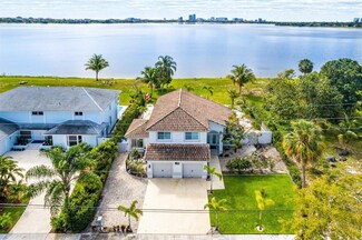 3712 N Shore Dr, West Palm Beach, FL 33407