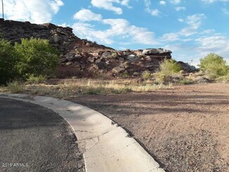 1st Ave Lots 8 & 9 --, Holbrook, AZ 86025