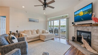 5450 Christopher Ln Unit 413, Osage Beach, MO 65065
