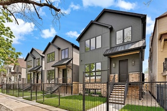 3903 N Drake Ave, Chicago, IL 60618
