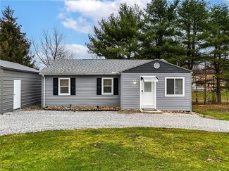 2821 Colon Dr, Copley, OH 44321