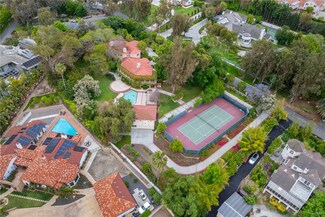 222 S Peralta Hills Dr, Anaheim, CA 92807