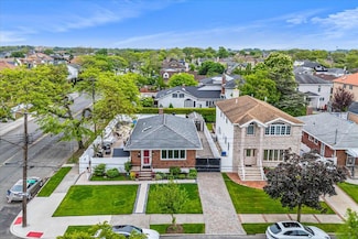 158-03 80th St, Howard Beach, NY 11414