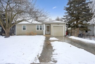 1006 W Charles St, Champaign, IL 61821