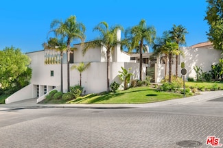 11975 Crest Place, Beverly Hills, CA 90210