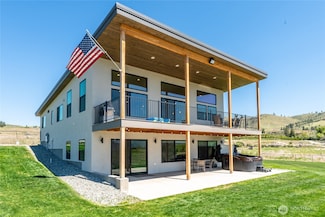 81 Nora Ln, Chelan, WA 98816