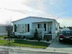 715 Evergreen Ct, Whiting, NJ 08759