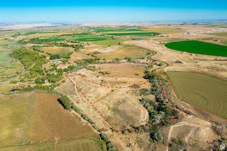 8200 S Myton Rd, Myton, UT 84052