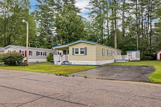 17 Cremin St, Concord, NH 03303