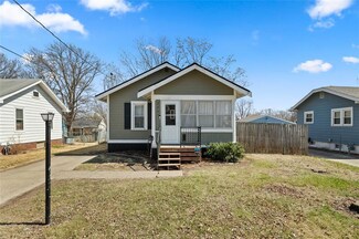 2205 37th St, Des Moines, IA 50310