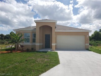 996 Hamilton St, Immokalee, FL 34142