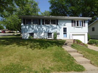 2260 Saint Celia St, Dubuque, IA 52002