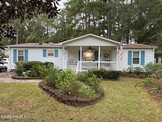 243 Ocean Forest Dr NW, Calabash, NC 28467