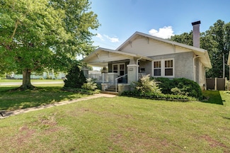 559 E Pleasant St, Mount Vernon, MO 65712