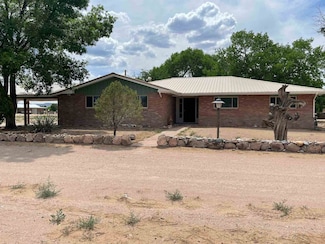 1 County Road 544, Espanola, NM 87532