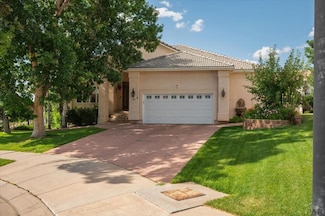 3 St Andrews Ct, Pueblo, CO 81001