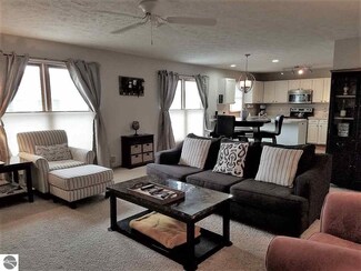 626 E Eighth St Unit 18, Traverse City, MI 49686