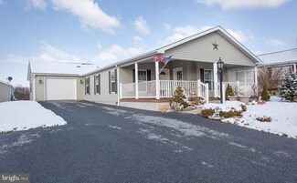 13 Limekiln Dr, Annville, PA 17003