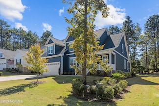 513 Pommel Ln, Southern Pines, NC 28387