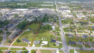 1807 W Cypress St, Rogers, AR 72758