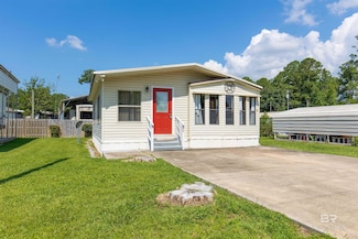 60 Buena Vista Dr, Lillian, AL 36549