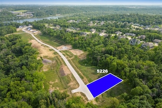 5226 Seminole Valley Trail NE, Cedar Rapids, IA 52411