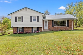 2615 Ironworks Rd, Winchester, KY 40391