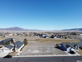 514 Wedge Ln, Fernley, NV 89408