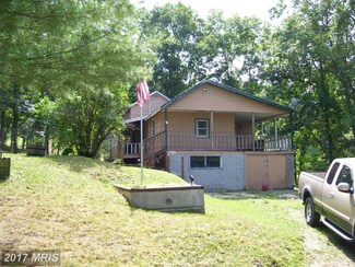 170 Perch St, Moorefield, WV 26836