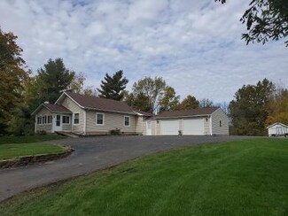 2402 W 1300 N, Alexandria, IN 46001