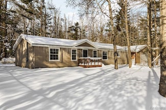 2836 Lone Pine Rd, Gaylord, MI 49735
