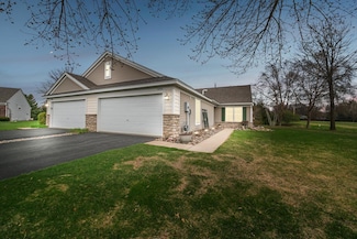 3840 Martin Ct, Hastings, MN 55033