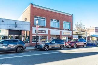 38 N Main St, Rochester, NH 03867