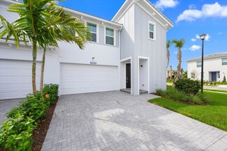 5120 Willow Creek Dr, Westlake, FL 33470