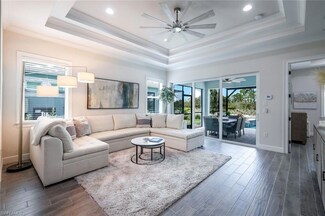 6875 Saona Ct, Naples, FL 34113