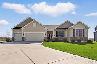 206 Kennicott Dr, Saint Charles, MO 63304
