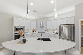 3641 N Lakeway Ct, Wichita, KS 67205