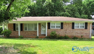 5002 Ortega Cir NW, Huntsville, AL 35810