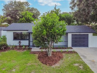 5612 Cirimoya Ln, Seminole, FL 33772