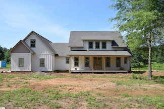 960 Johnson Rd, Columbus, NC 28722