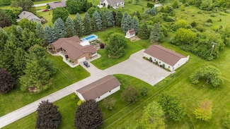 7373 Dell Rd, Saline, MI 48176