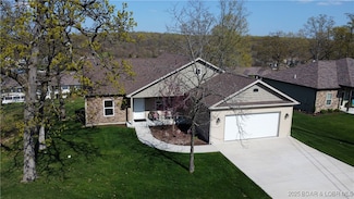 630 Shawnee Four Dr, Sunrise Beach, MO 65079