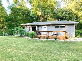3860 S Woodland Rd, Knox, IN 46534