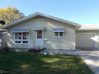 906 N Chestnut St, Creston, IA 50801
