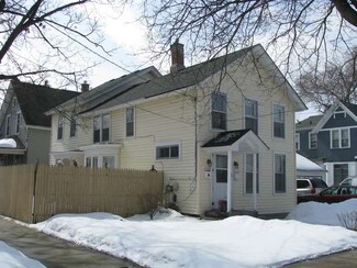 517 Clark St, Aurora, IL 60505