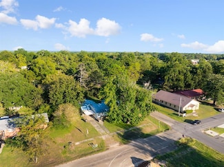 200 Campbell St, Broken Bow, OK 74728